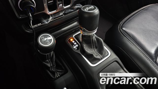 Jeep Wrangler (JL) 2.0 Sahara 4Door 2018 — фото 9