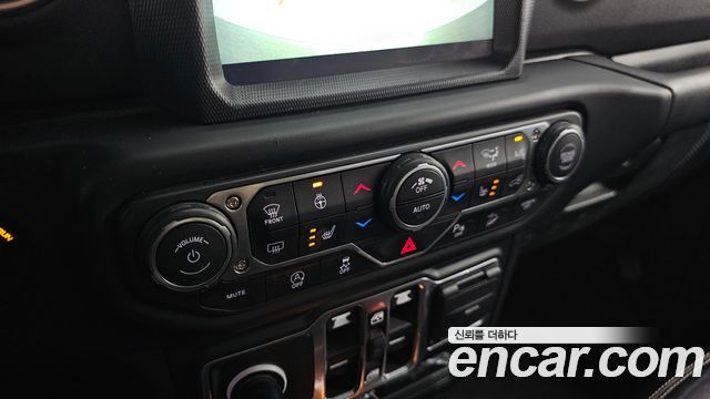 Jeep Wrangler (JL) 2.0 Sahara 4Door 2018 — фото 17