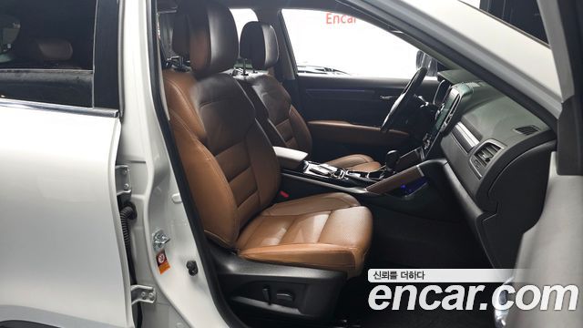 Renault Korea QM6 2.0 LPe RE Signature 2WD 2022 — фото 15