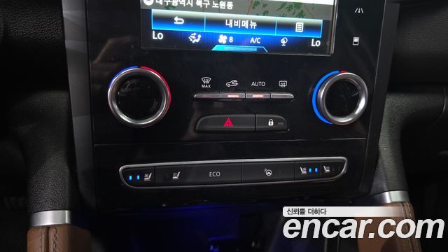 Renault Korea QM6 2.0 LPe RE Signature 2WD 2022 — фото 21