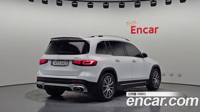 Mercedes-Benz GLB-Class (X247) AMG GLB35 4MATIC 2022 — фото 2