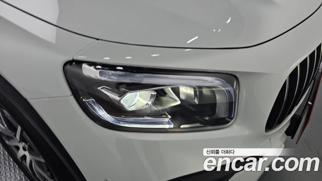 Mercedes-Benz GLB-Class (X247) AMG GLB35 4MATIC 2022 — фото 22