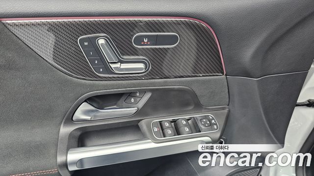 Mercedes-Benz GLB-Class (X247) AMG GLB35 4MATIC 2022 — фото 28