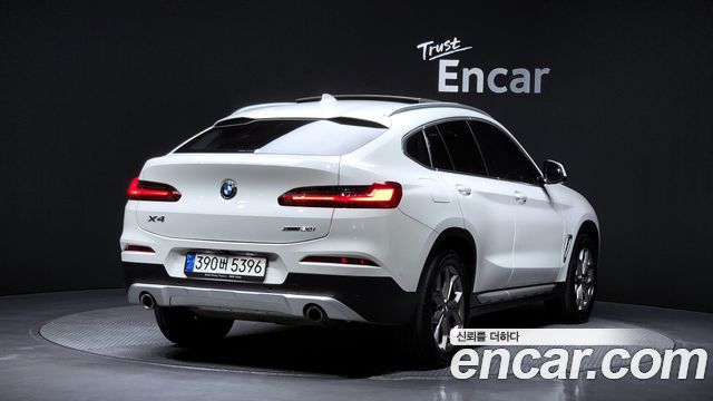 BMW X4 (G02) xDrive20i xLine 2021 — фото 2