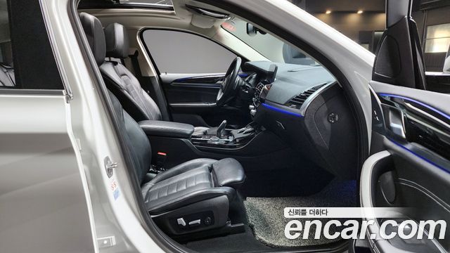 BMW X4 (G02) xDrive20i xLine 2021 — фото 16