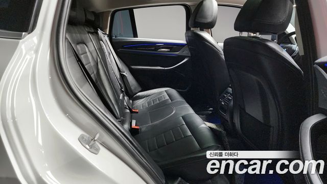 BMW X4 (G02) xDrive20i xLine 2021 — фото 17