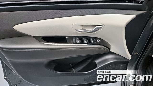 Hyundai Tucson (NX4) Gasoline 1.6 Turbo 2WD Inspiration 2021 — фото 24
