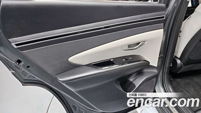 Hyundai Tucson (NX4) Gasoline 1.6 Turbo 2WD Inspiration 2021 — фото 25