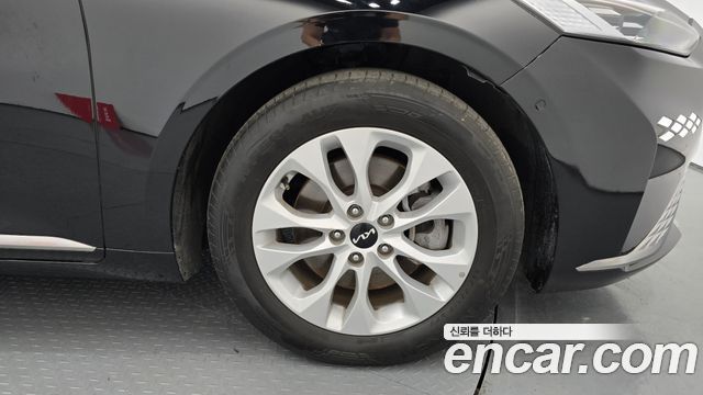Kia K8 2.5 Gasoline 2WD Noblesse 2022 — фото 21