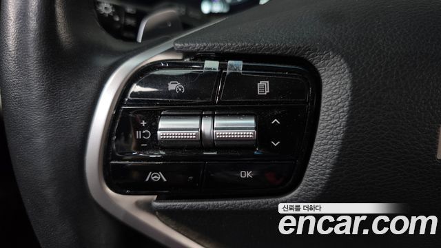 Kia K8 2.5 Gasoline 2WD Noblesse 2022 — фото 27