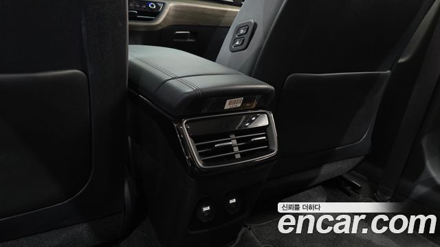 Kia K8 2.5 Gasoline 2WD Noblesse 2022 — фото 32