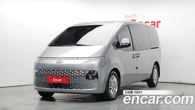 Hyundai Staria Cargo 5-Seater Modern 2023 — фото 1