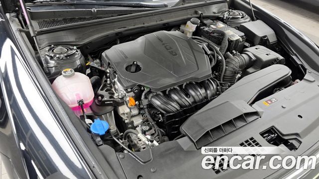 Hyundai Grandeur (GN7) 2,5 Gasoline 2WD Premium 2023 — фото 6