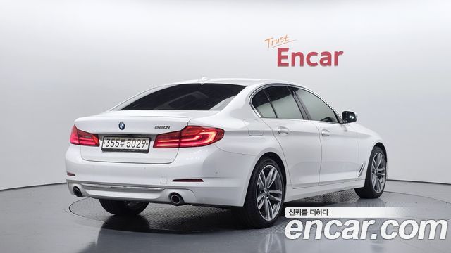 BMW 5 Series (G30) 520i Luxury 2020 — фото 2