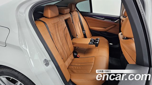 BMW 5 Series (G30) 520i Luxury 2020 — фото 26