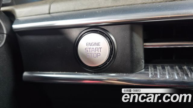 Kia K5 (III) 2.0 Noblesse 2023 — фото 20