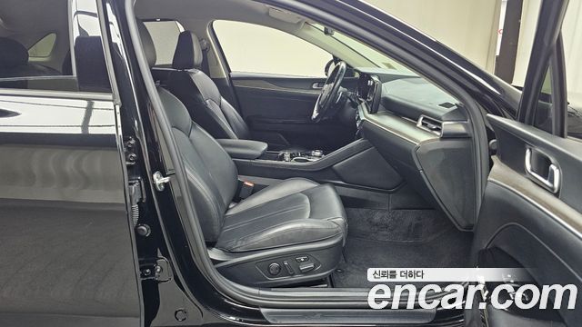 Kia K5 (III) 2.0 Noblesse 2023 — фото 26
