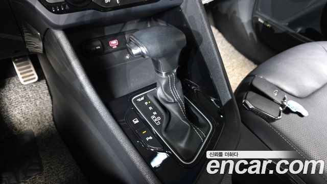 Kia Niro 1.6 HEV Noblesse Special 2021 — фото 9