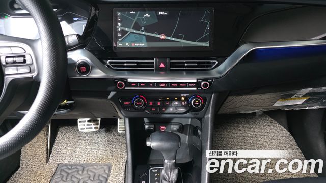 Kia Niro 1.6 HEV Noblesse Special 2021 — фото 15