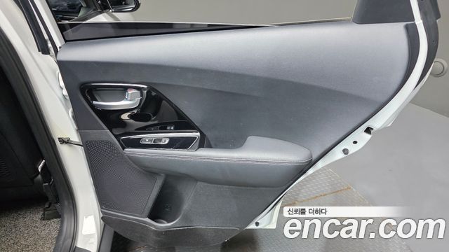 Kia Niro 1.6 HEV Noblesse Special 2021 — фото 25