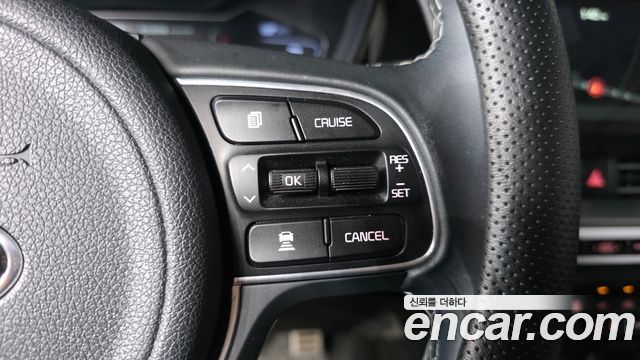 Kia Niro 1.6 HEV Noblesse Special 2021 — фото 29