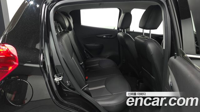 Chevrolet Spark Premier 2020 — фото 16