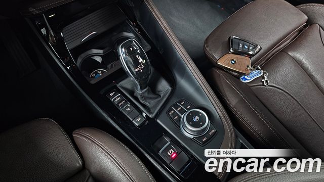 BMW X1 (F48) xDrive 20i M Sport 2022 — фото 9