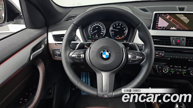 BMW X1 (F48) xDrive 20i M Sport 2022 — фото 12