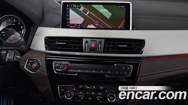 BMW X1 (F48) xDrive 20i M Sport 2022 — фото 13