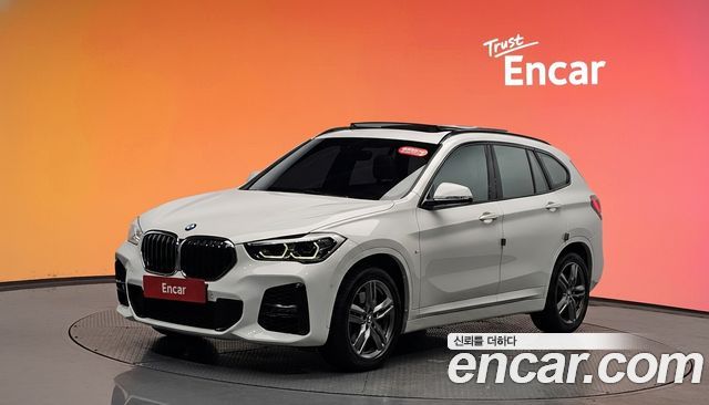BMW X1 (F48) xDrive 20i M Sport 2022 — фото 1