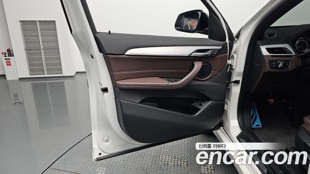 BMW X1 (F48) xDrive 20i M Sport 2022 — фото 24