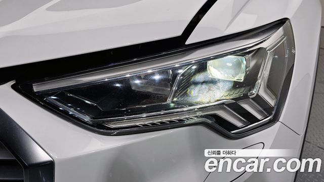 Audi Q3 (F3) 35 TDI 2020 — фото 28