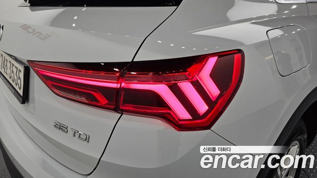 Audi Q3 (F3) 35 TDI 2020 — фото 29