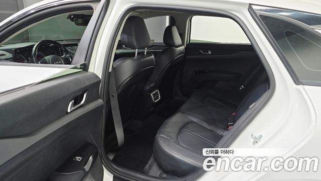 Kia K5 (III) 2.0 LPI(Renter car) Strandard 2022 — фото 11
