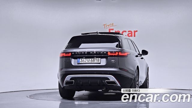 Land Rover Range Rover Velar 3.0 D300 R-Dynamic SE 2018 — фото 4