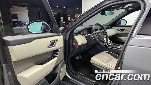 Land Rover Range Rover Velar 3.0 D300 R-Dynamic SE 2018 — фото 10