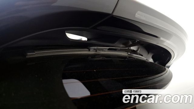 Land Rover Range Rover Velar 3.0 D300 R-Dynamic SE 2018 — фото 35