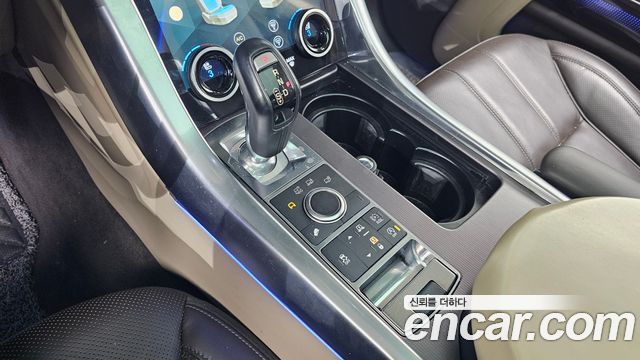 Land Rover Range Rover Sport (II) 3.0 SDV6 HSE 2016 — фото 9