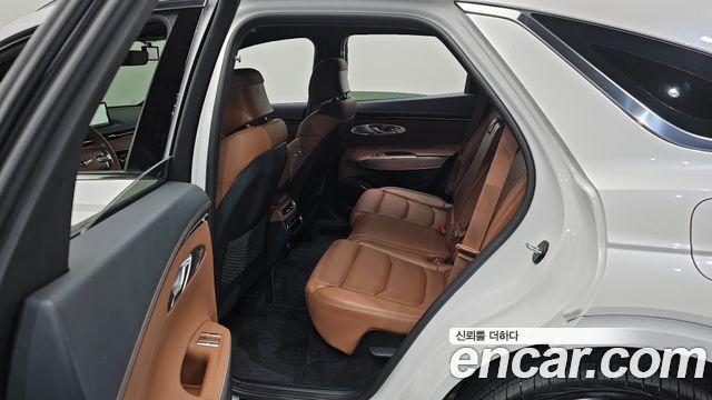 Genesis GV70 2.5T Gasoline 2WD 2023 — фото 12