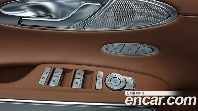 Genesis GV70 2.5T Gasoline 2WD 2023 — фото 27