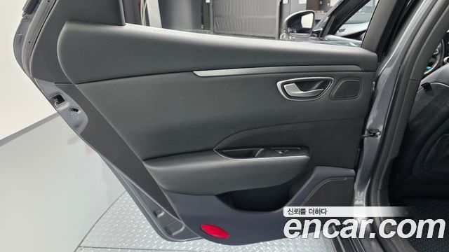 Renault Korea SM6 2.0 LPe Feel 2024 — фото 25