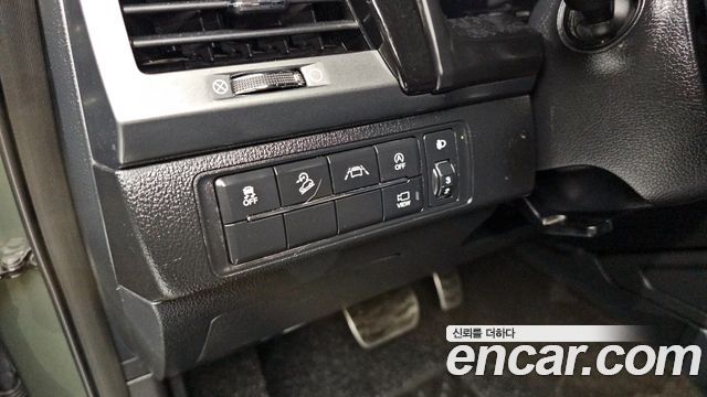 KG Mobility (SsangYong) Rexton Sports Khan Diesel 2.2 4WD Prestige 2022 — фото 19