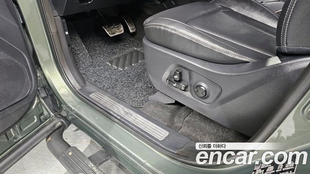KG Mobility (SsangYong) Rexton Sports Khan Diesel 2.2 4WD Prestige 2022 — фото 30