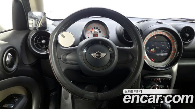 MINI Cooper D Countryman SE 1st 2014 — фото 12