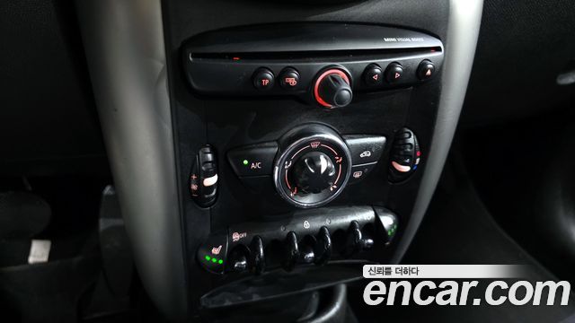 MINI Cooper D Countryman SE 1st 2014 — фото 17