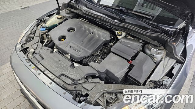 Volvo V40 D2 2nd 2015 — фото 6