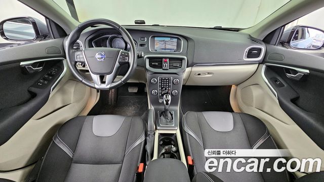 Volvo V40 D2 2nd 2015 — фото 7