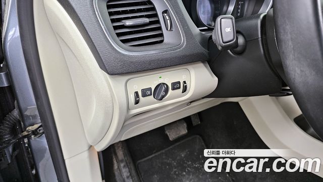 Volvo V40 D2 2nd 2015 — фото 20