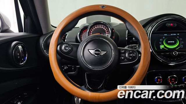 MINI Cooper S Clubman Standard 2nd 2016 — фото 17
