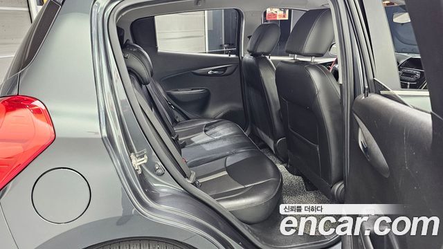 Chevrolet Spark Premier 2019 — фото 12